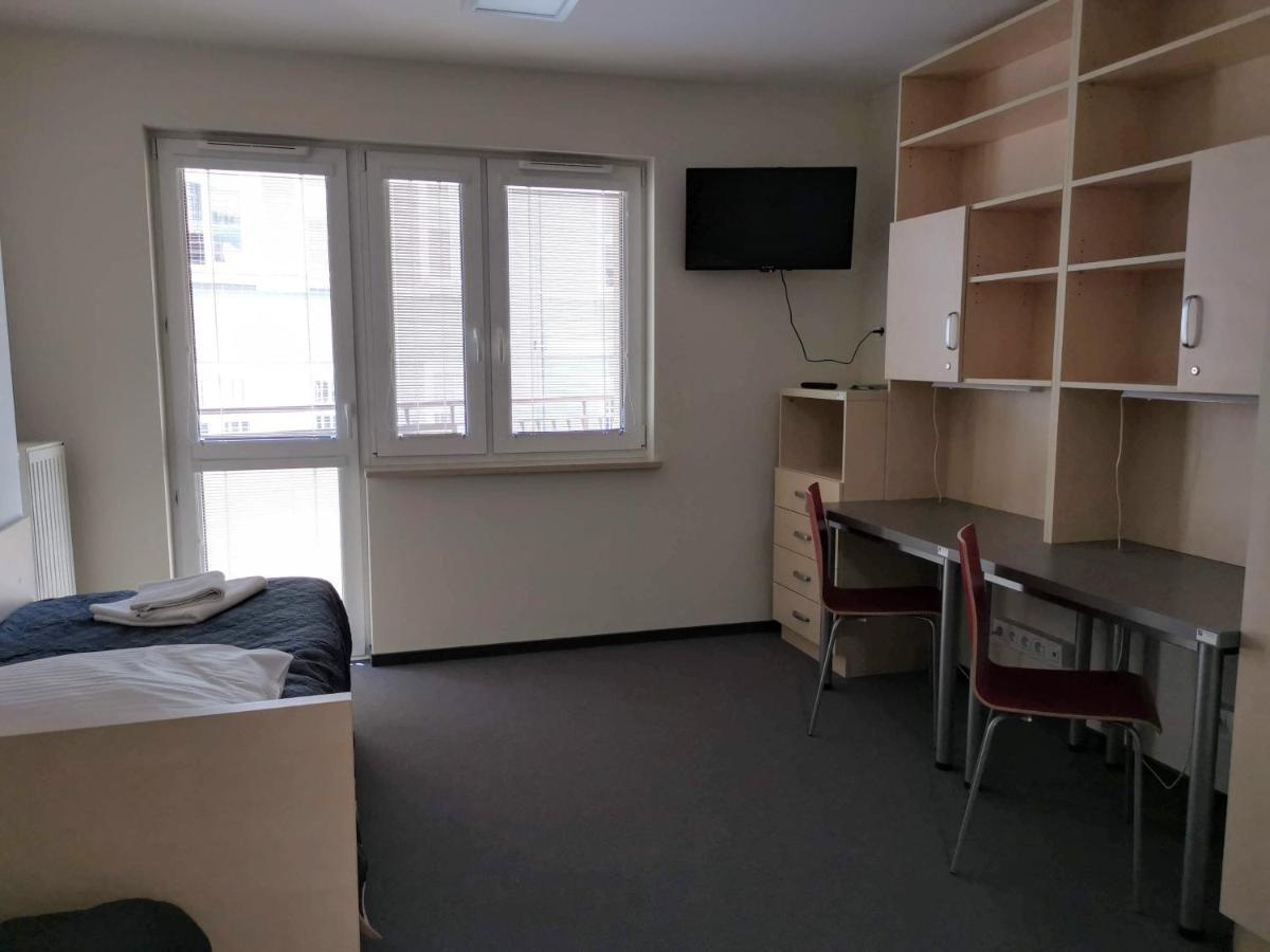 Hostel Dom Studencki Zaułek *