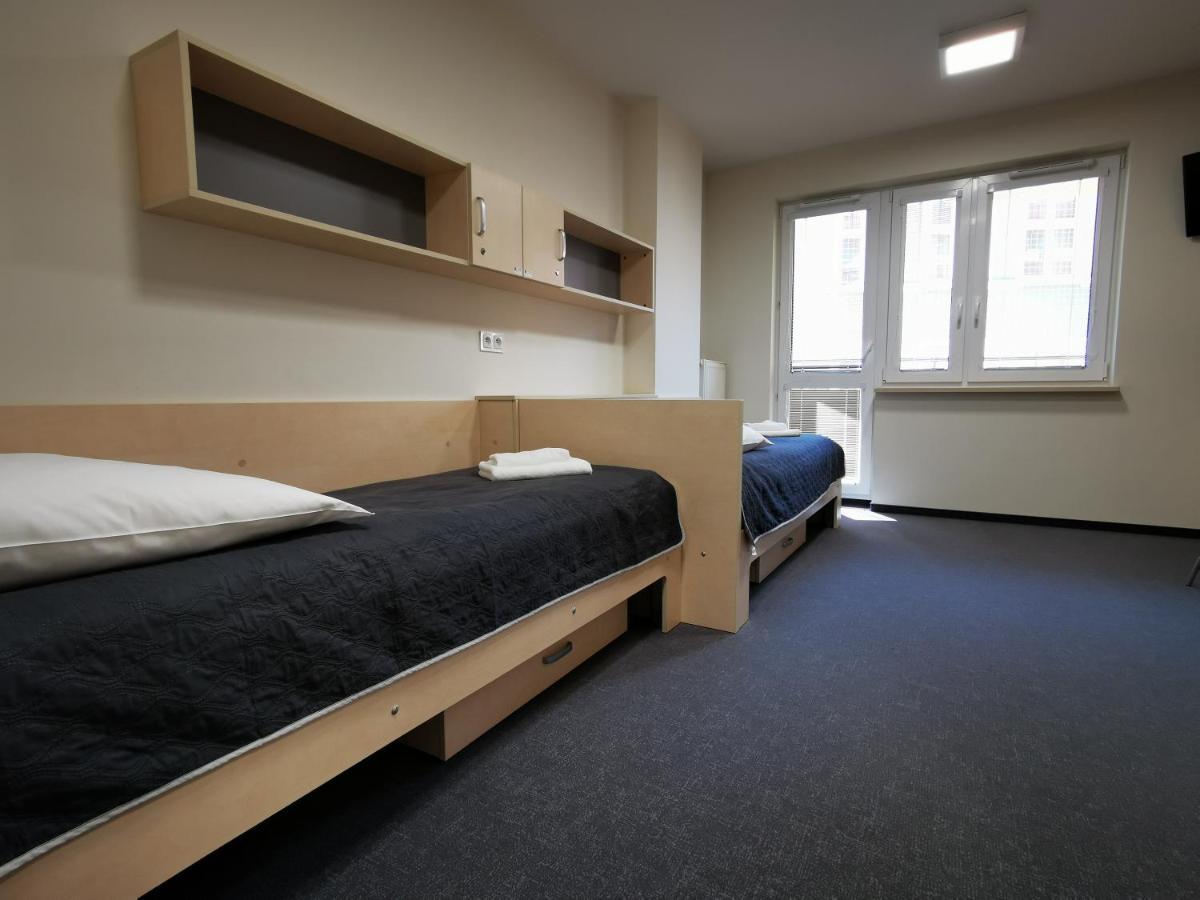 Dom Studencki Zaułek Hostel *